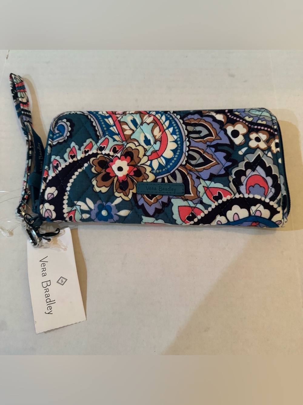 Vera Bradley RFID Wristlet Wallet Haymarket Paisley Jewel Accordion Style - Picture 4 of 10